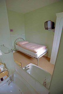 Tekels Park Guest House Camberley Oda fotoğraf